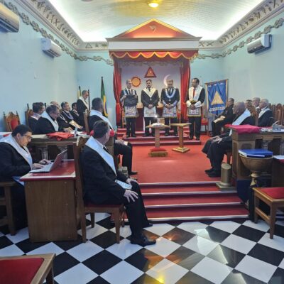 SUCESSÃO E ESTRATÉGIA POLÍTICA NO...