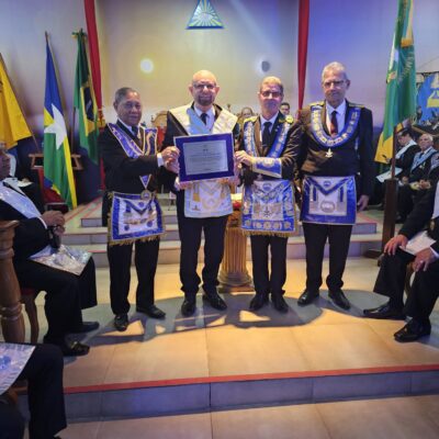 LOJA ARCA DA ALIANÇA CELEBRA 44 ANOS COM SESSÃO SOLENE E...