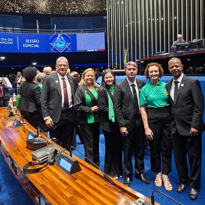 GOB-RO PARTICIPA DE SESSÃO ESPECIAL NO SENADO...
