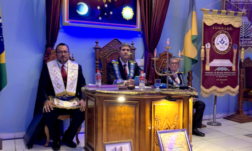 Sessão Magna de Consagração do Novo Estandarte da ARLS Esmite Bento de Melo